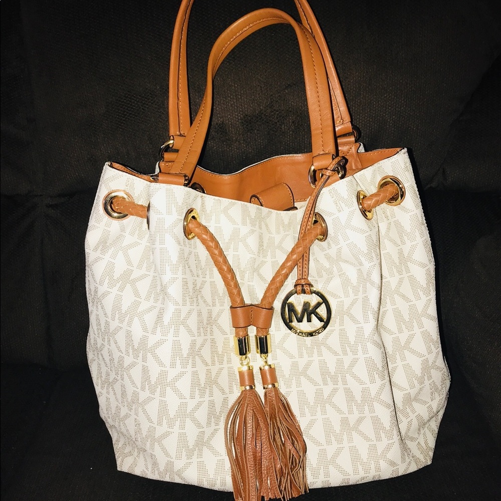 Micheal Kors Bag